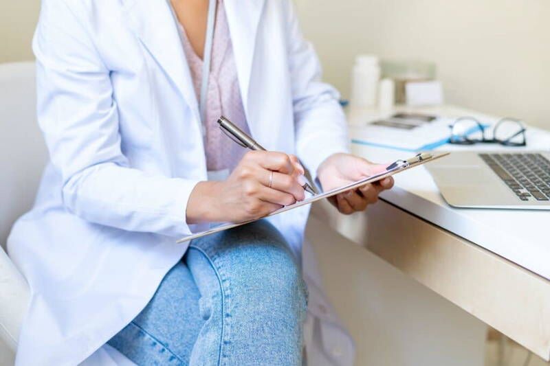 Wat doet een keuringsarts voor rijbewijs C - Rijbewijsdokter